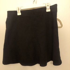 Short circle skirt